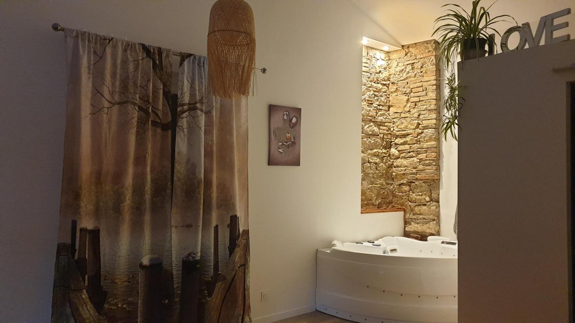 Love Room- Spa- Escale Amoureuse Puygaillard-de-Quercy Luaran gambar