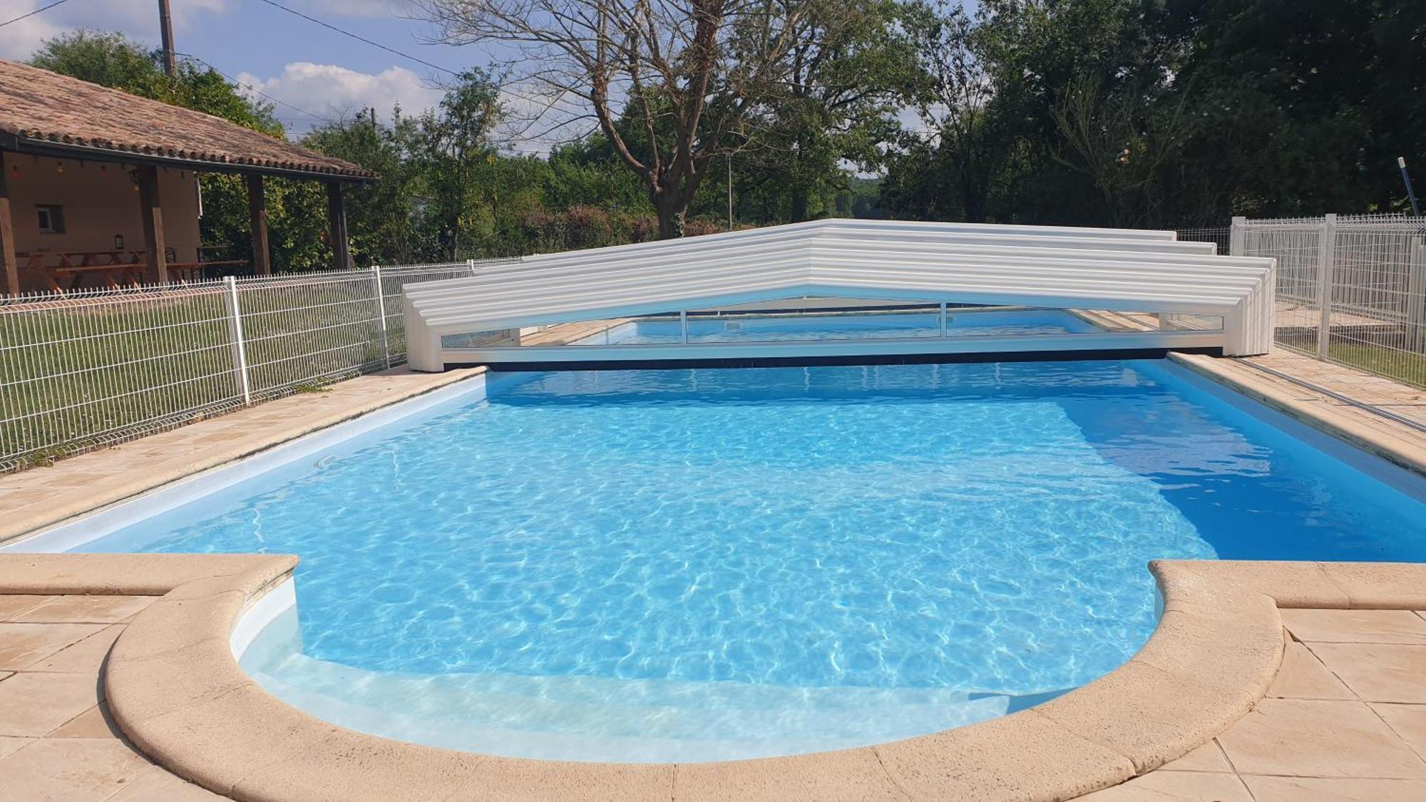 Love Room- Spa- Escale Amoureuse Puygaillard-de-Quercy Luaran gambar